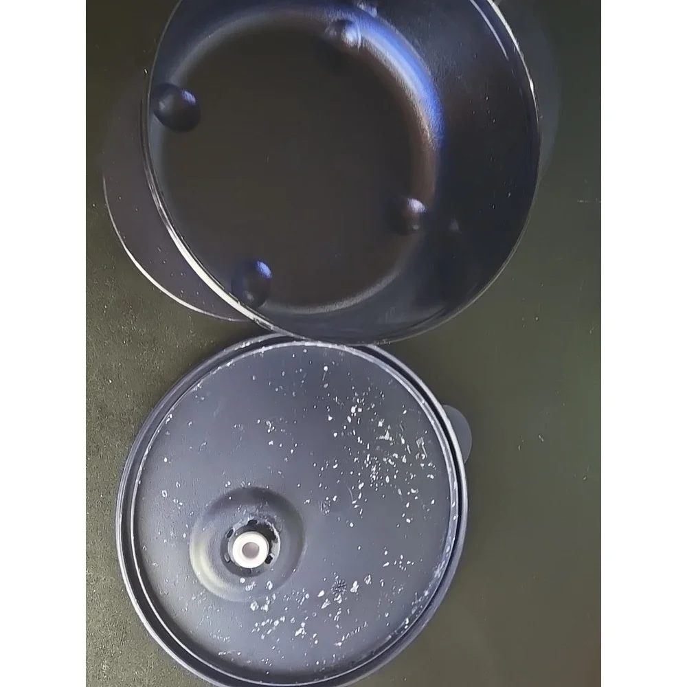 Tupperware 4152B-3 3703A-1 816-14 Vent and Serve Microwavable With Lids‎